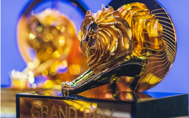 Golden Lion Trophy - Kass Sells on Breakthrough Creativity 